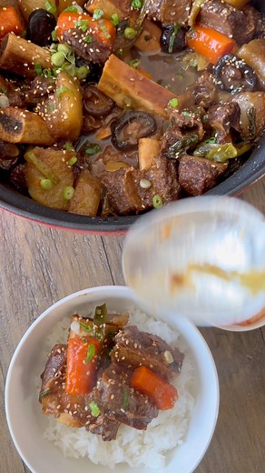 341K views · 5.3K reactions | Galbi Jjim - Korean Braised Short RibsThis recipe is longer than my usual 30 minute meals but it is worth the additional cooking time! Full recipe below. | christy.cooks | Facebook