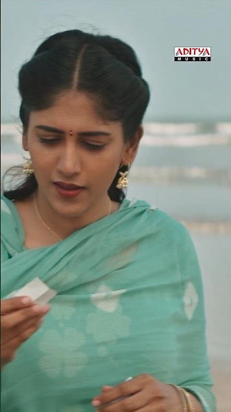 తరగతి గది దాటి తరలిన కథకితెలియని తెగువేదో చేరే...💖| #Tharagathigadhi #Colourphoto #Shorts