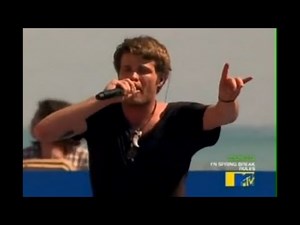 3OH!3 - "Don't Trust Me" (Live @ MTV mtvU's Spring Break 2009)