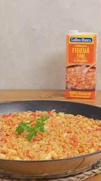 Cuttlefish fideuá, flavor and tradition