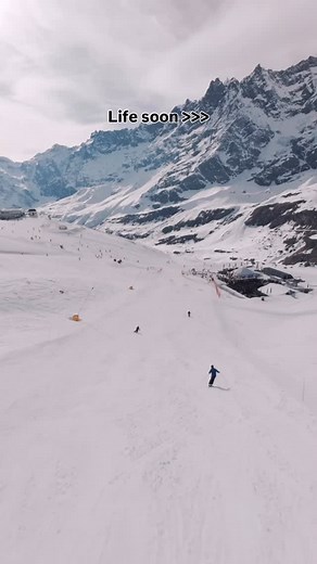 SUPER G - CERVINIA❄️ on Instagram: "Best feeling ever💙 📍Super G - Cervinia 🇮🇹 Stay tuned…we are coming back! #superg #cervinia #perte #skiing #apresski #italy #italianalps"