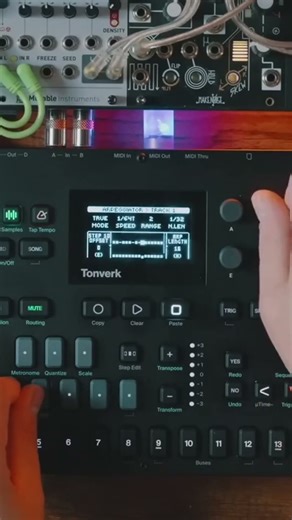 Tonverk: Can You Arpeggiate the Subtracks?