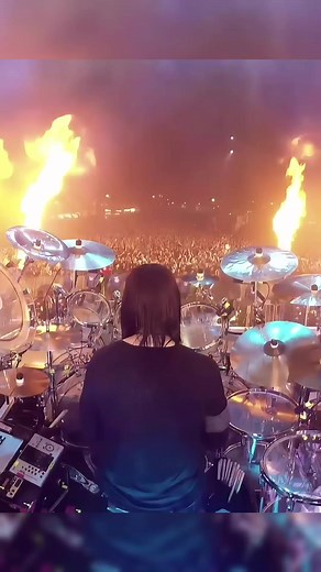 woman metal on TikTok