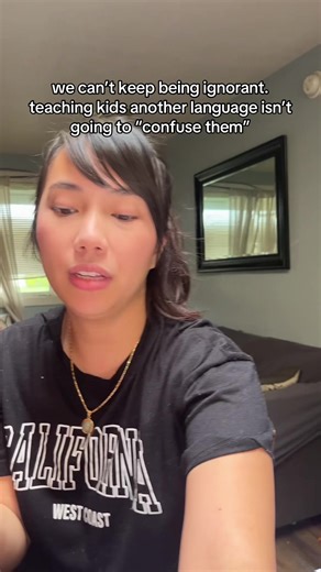 Raising Bilingual Kids: Debunking Language Confusion