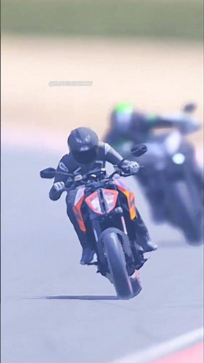 KtM 1290 Super Duke R realistic riding skill superfast bike rider #ktm #ktmduke #ktmlover #kawasaki