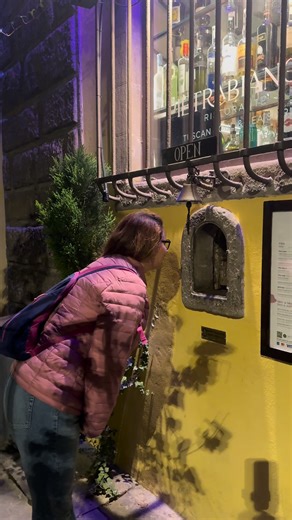 9.7K views · 128 reactions | Știai că în Florența poți bea vin direct...