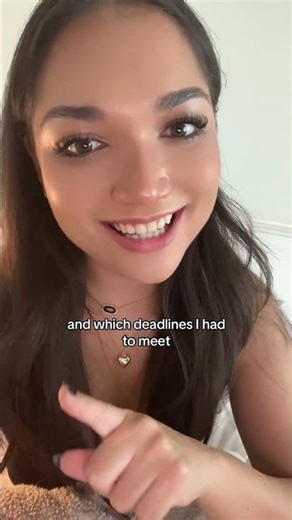 It's Fall AKA College App Season 🍂