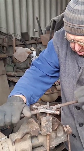 This Workshop Hack Will Save You Hundreds #diy #metalworking #tools #manualwork #manuallabor #shorts