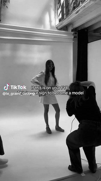 The universe sent you this video. 💫 This is your sign: go become a model! #CastingCall #Modelcasting #Modelscout #model #legrandcasting