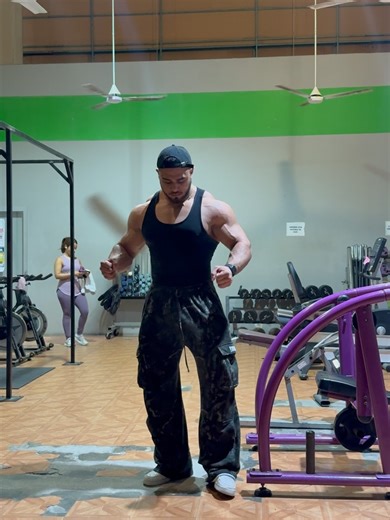 Armani Nejad on Instagram: "September Puerto Vallarta travel log Gulag like gym, @o2_gyms like pumps #musclecontest #bodybuilding #npcclassicphysique #ifbb #fitness"