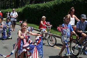 Photos: Star-Spangled Celebration in Orient As Crowd Turns Out for Parade, Fun
