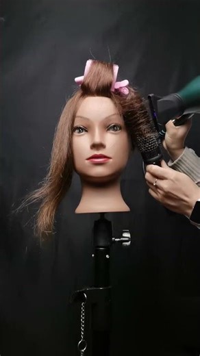 10-Second Root Lift: No Heat Damage Volume Trick (Flat Hair Fix!)