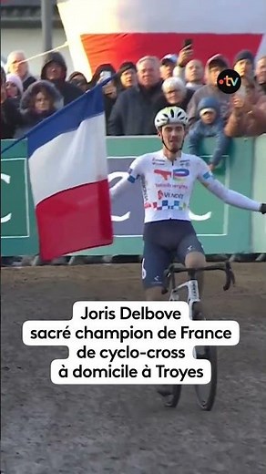 Joris Delbove crowned French cyclo-cross champion at home in Troyes 🚴‍♂️