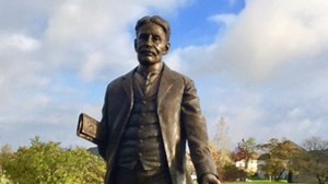 Sir Robert Borden statue unveiled in Baden