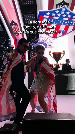 La hora loca fue LO MÁXIMO!!!♥️💙 Munir respira Junior, por eso tenía que ser la hora loca en honor a su equipo favorito y hacerlo muy feliz #junior #eljuniorlaserie #juju #juniordebarranquilla #barranquilla #eljunior #fyp #horaloca