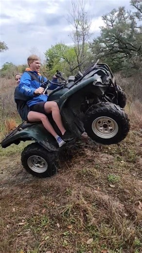 4 Wheeler Off-road Jump #jump #4wheeler