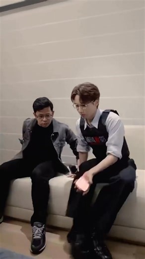 6K views · 230 reactions | ::: 電影捕風追影更新文俊輝相關影片 ::: 看到俊尼變魔術...