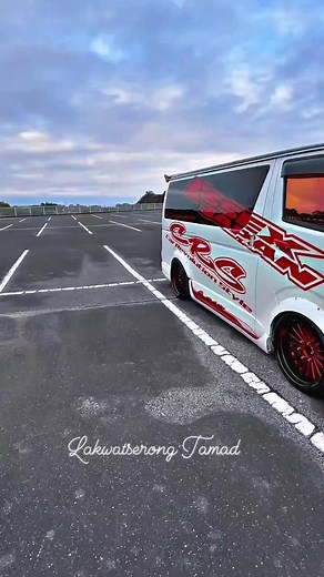 244K views · 13K reactions | Box Style Meet Up #airbagsuspension #DRAGVANPH #toyotajapan #customized #EVOLUTION200ph #tourer #HiAceGLGrandia #Bagito #hiacecommuter #modifiedsociety #ToyotaThailand #Grandia #Hiace #hiace200 #luxurytravel #vansot #toyotahiacevan #ToyotaMalaysia #TeamKuneho #highroof #PORMADO #campervanlife #travelandtoursph #HiaceVan #showroom #luxurycars #vanlifetravel #ToyotaPH #carshow2024 #hiacemalaysia | Lakwatserong Tamad | Facebook