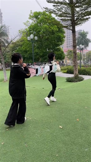 288K views · 1.2K reactions | quần lót đúc su- quần lót su trái tim- quần chip su đúc | VÂN VÂN | Facebook