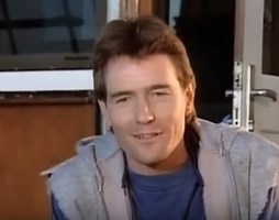 Bryan Cranston cried over his 'Baywatch' cameo at the SAG Awards