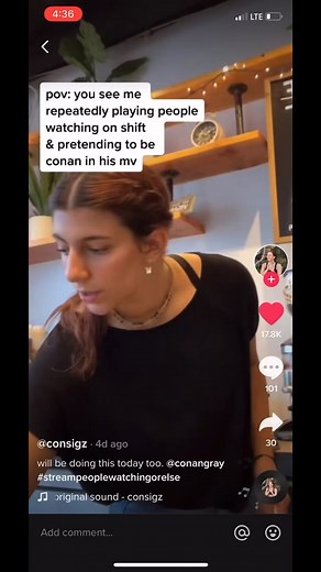 as you should…. #peoplewatching #onthejob