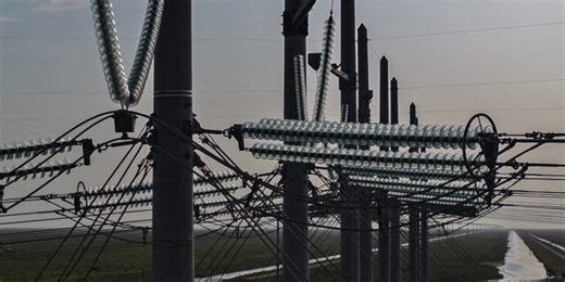 Utilities, ratepayer groups concerned with House energy bill aimed at ratemaking