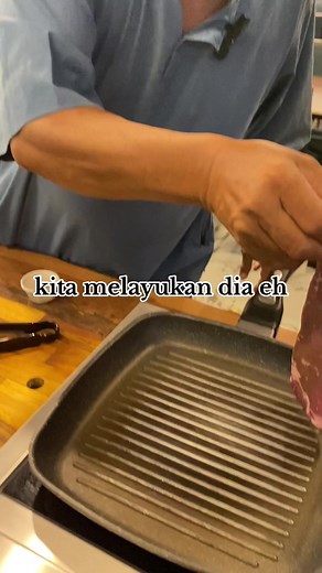 Pengalaman Makan Steak oleh Pak Mus di Jahhet
