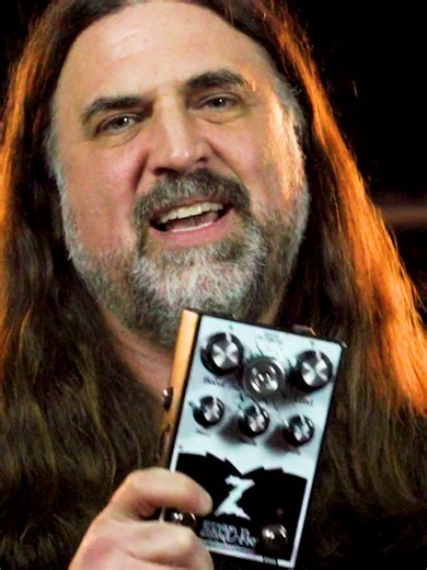 No software updates. No menu diving. No latency. ZEQD-Pre is an actual analog tube amp in a box. Enough said. Actually we can say more. The EarthQuaker Devices ZEQD-Pre isn’t just a preamp; it’s your signal’s new best friend. Whether you’re looking to add some subtle