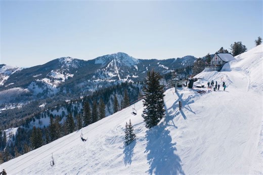 New ski pass sparks frustration as families seek savings at Utah ski swap