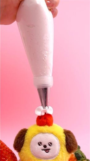 Ta-da! Your BT21 Strawberry Tart is served!