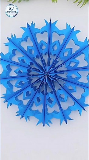Christmas Snowflakes Craft | DIY Christmas Decorations