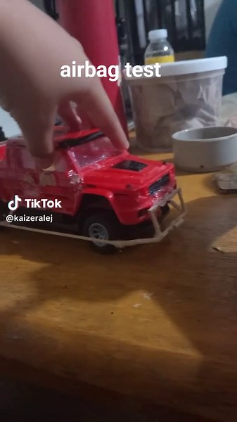 Cómo realizar una prueba de airbags en coches