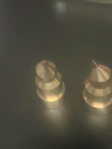 What is a hot runner nozzle tip? It is a precision component in a hot runner system, primarily responsible for conveying high-temperature molten plastic from the manifold to the mold cavity. It is named for its head shape, which resembles a bird's beak. Key Features and Advantages Precise Temperature Control: As part of the hot runner system, it accurately controls the temperature of the molten material, ensuring the plastic remains in optimal condition during the flow process. This helps avoid 