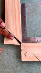 189K views · 281 reactions | easy way to form a 45 degree angle on wood #woodworking #trick #useful #creative #howto | Hammer Sound | Facebook