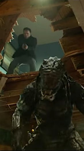 1K views · 973 reactions | Predator Zaatakował Ludzi w ich własnym...