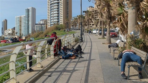 Liban : sur le front de mer de Beyrouth, des déplacés terrorisés et en colère