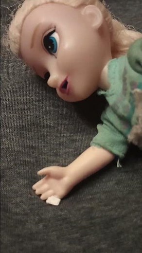 Elsia Has a Loose Tooth - Elsia and Annia #shorts #kids #elsia #annia