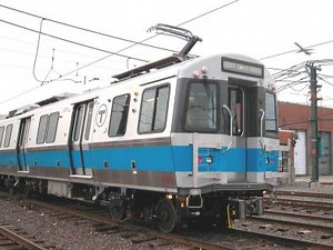 Power Problems Knock Out T Trains for Hours, Force Substitute Buses