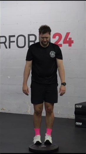 3-Way Hamstring - Plate #shorts #training #mobility