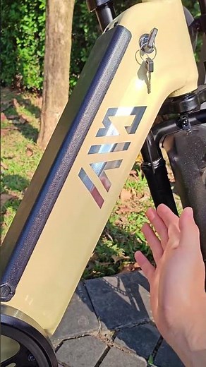 Moped-style Electric Bike TST® R7. #moped style ebike #tst #tst ebike