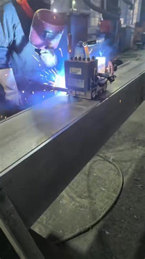 Steel structure manufacturer