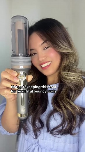 Get Beautiful Bouncy Curls with Curl Secret® Max Auto Curler