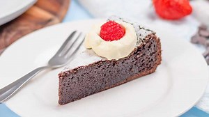 Easiest Keto Chocolate Cake Recipe - Flourless - Just 3 Ingredients