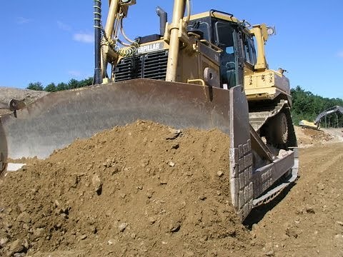 Little Hardhats: "House Construction Ahead" Video