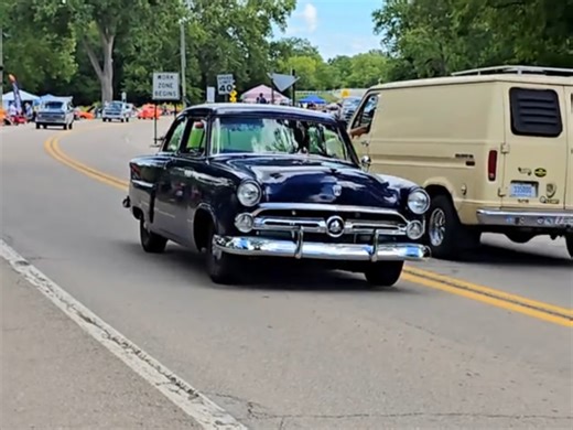 1952年福特经典汽车