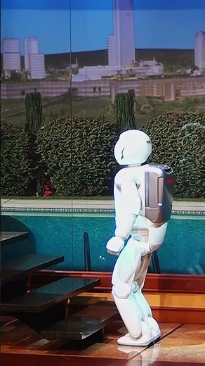 ASIMO Robot Walks Up The Stairs #shorts #travel #honda #asimo #robot