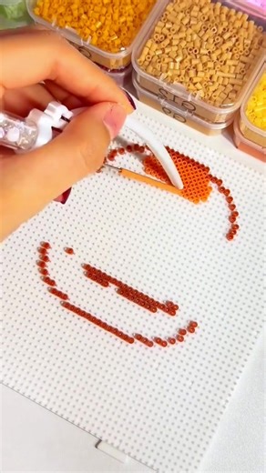 Ordering a zero-calorie burger today! 😋🍔 It’s not edible, but it’s definitely soul-satisfying. What toppings should I add next? #pixelart #hamberger #PerlerBeads #BeadASMR #OddlySatisfying