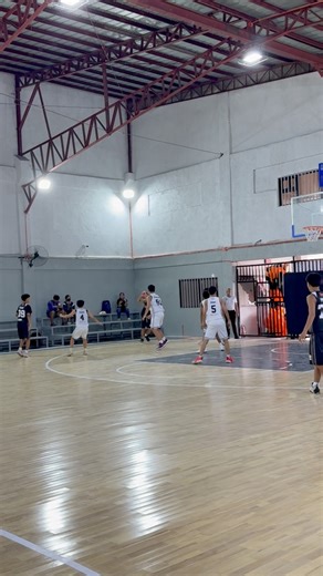 SET UP PLAY FOR CASBADILLO! 👌🏽 | Lukkas Basketball