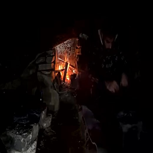 Survival In The Frozen Mountains. Almost Freezing When I found a suitable place to build a shelter Part 21 | Survival Expeditions