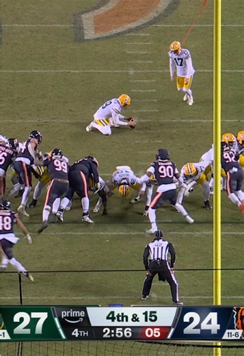 #chicagobears take over still down 3 👀 #nfl @Chicago Bears